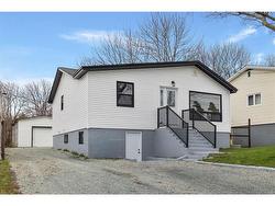 5 Ruth Avenue Mount Pearl, NL A1N 1H2