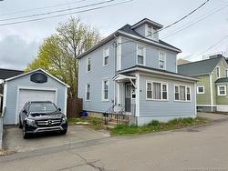 40 McDougall AVE Moncton, NB E1C 6A9