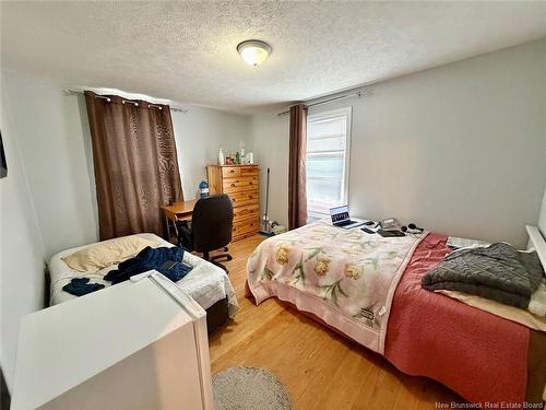 40 Mcdougall Ave, Moncton, NB 
