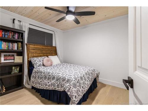 173 Gulliver Dr, Fredericton, NB 
