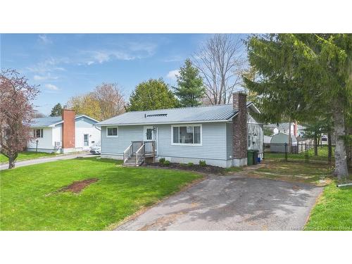 173 Gulliver Dr, Fredericton, NB 