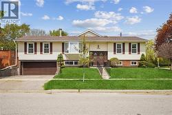 2204 CARTIER Crescent  Burlington, ON L7P 2Z5