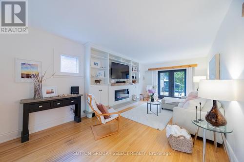 Original hardwood floors through living and dining - 442 Victoria Street, London East (East B), ON 