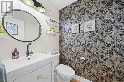 Adorable 2pc Bath - 76 Styles Drive, St. Thomas, ON - Indoor Photo Showing Bathroom