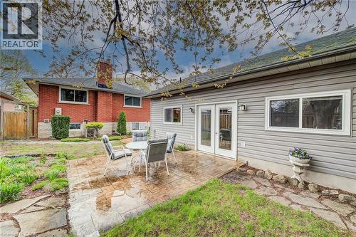 18 Queenston Crescent, Kitchener, ON - Outdoor