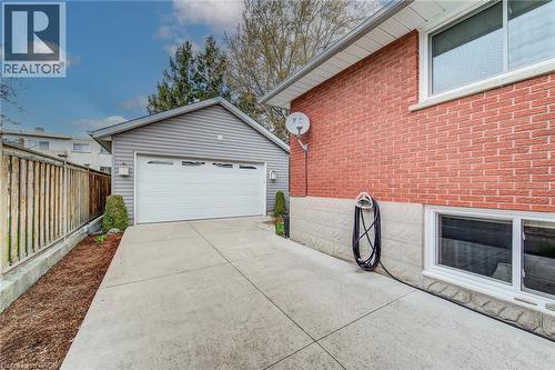 18 Queenston Crescent, Kitchener, ON - Outdoor With Exterior
