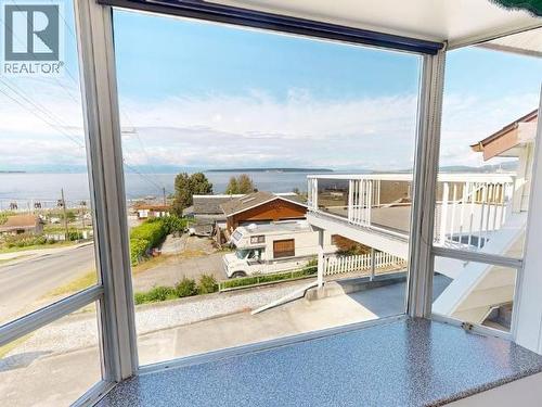 4439 Omineca Ave, Powell River, BC -  Photo Showing Other Room With Body Of Water