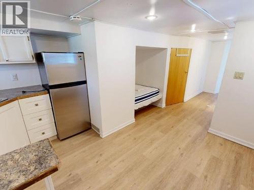 4439 Omineca Ave, Powell River, BC - Indoor