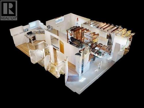 4439 Omineca Ave, Powell River, BC - 