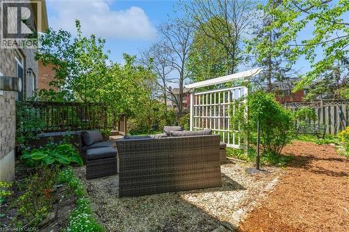 16 Westridge Drive, Hamilton, ON - Outdoor