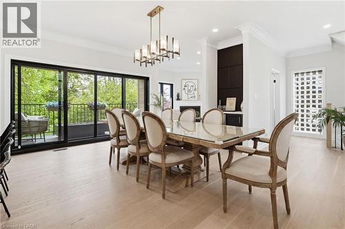 28 Undercliffe Avenue, Hamilton, ON - Indoor Photo Showing Dining Room
