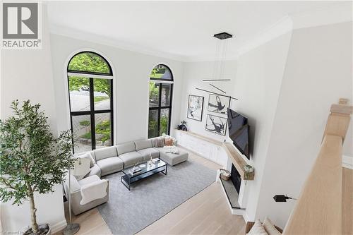 28 Undercliffe Avenue, Hamilton, ON - Indoor