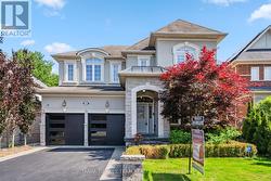 165 RIVERS EDGE PLACE Whitby, ON L1R 0G4