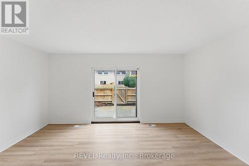15 - 151 Linwell Road, St. Catharines (Lakeport), ON - Indoor Photo Showing Other Room