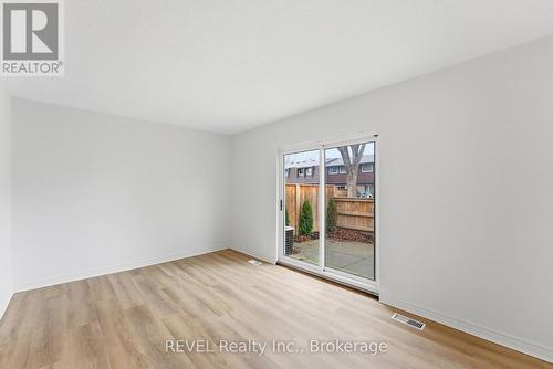 15 - 151 Linwell Road, St. Catharines (Lakeport), ON - Indoor Photo Showing Other Room