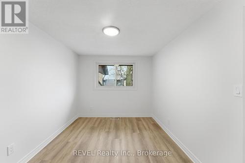 15 - 151 Linwell Road, St. Catharines (Lakeport), ON - Indoor Photo Showing Other Room