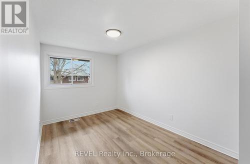 15 - 151 Linwell Road, St. Catharines (Lakeport), ON - Indoor Photo Showing Other Room