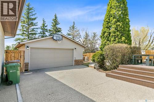 1206 Flexman Crescent N, Regina, SK - Outdoor With Exterior