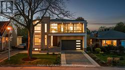 620 ROWANWOOD AVENUE  Ottawa, ON K2A 3E2