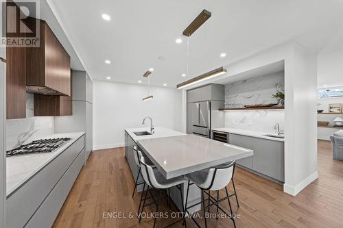 620 Rowanwood Avenue, Ottawa, ON - Indoor Photo Showing Kitchen