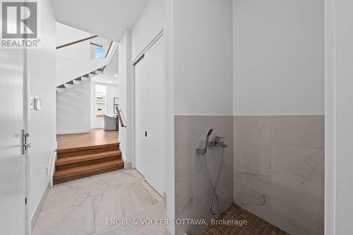 620 Rowanwood Avenue, Ottawa, ON - Indoor