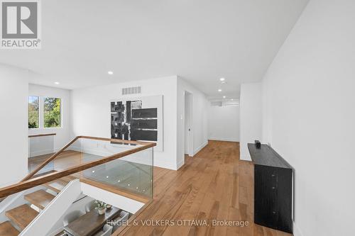 620 Rowanwood Avenue, Ottawa, ON - Indoor Photo Showing Other Room