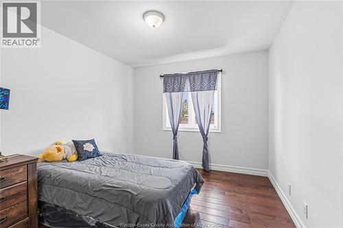 98 Peter Avenue, Leamington, ON - Indoor Photo Showing Bedroom