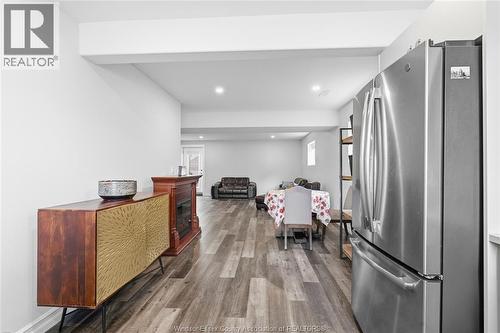 98 Peter Avenue, Leamington, ON - Indoor Photo Showing Other Room