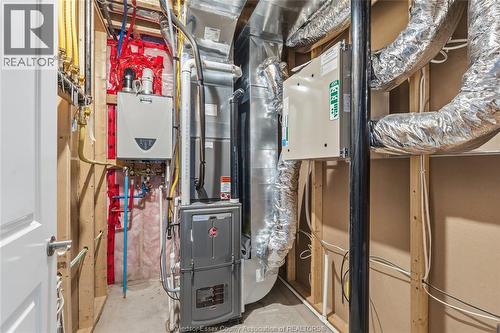 98 Peter Avenue, Leamington, ON - Indoor Photo Showing Basement