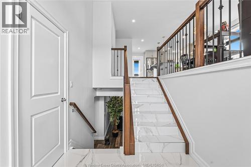 98 Peter Avenue, Leamington, ON - Indoor Photo Showing Other Room