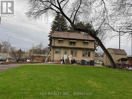 199 North Service Road, Mississauga, ON - Outdoor