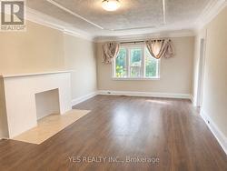 199 NORTH SERVICE ROAD  Mississauga, ON L5A 1A4