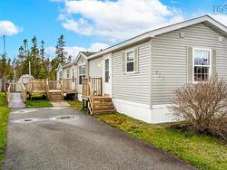 122 Juniper Crescent Eastern Passage, NS B3G 1E1
