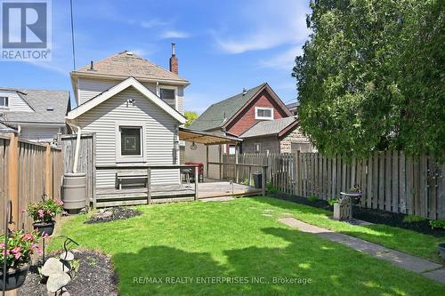 44 BURTON STREET  Hamilton, ON L8L 3P8