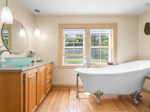 8924 Highway 201, Nictaux, NS 