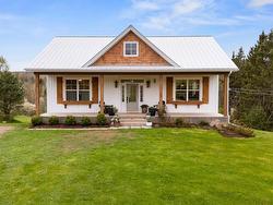 127 Churchill Road New Haven, PE C0A 1H3