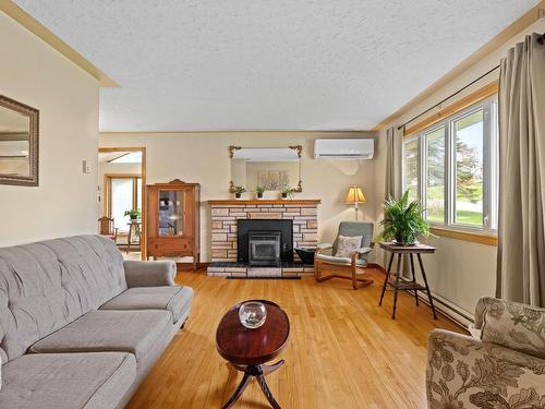 17 Ellen Drive, Dartmouth, NS 