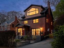 1129 Rockcliffe street  Halifax, NS B3H 3Y7