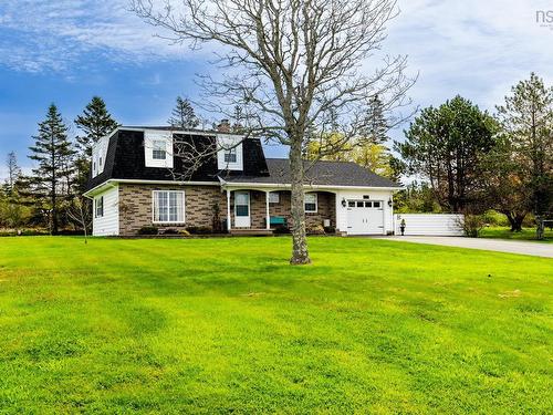 19 Goodwin Drive, Dayton, NS 