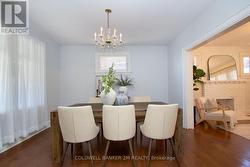Large Dining Room Great for Family Gatherings. - 