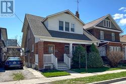 Two Car Parking & Beautiful, Open Front Porch. - 