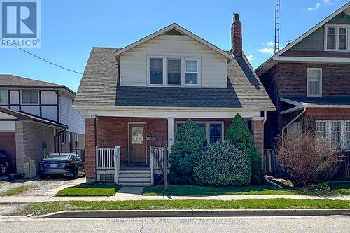 49 BROCK STREET E  Oshawa (O'Neill), ON L1G 1R8