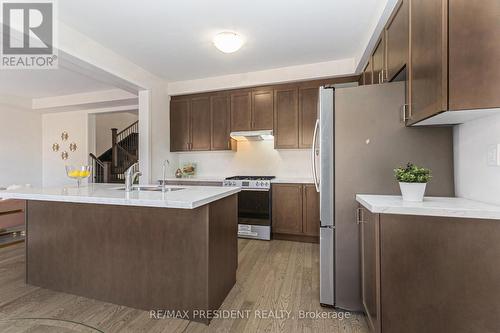 39 Henshaw Drive, Erin, ON - Indoor Photo Showing Kitchen