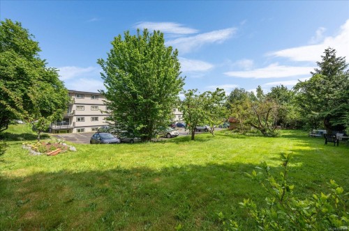 #112-218 Bayview Ave, Ladysmith, BC - Outdoor