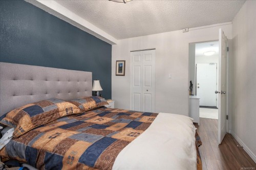 #112-218 Bayview Ave, Ladysmith, BC - Indoor Photo Showing Bedroom