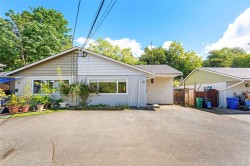 388 Pine St Nanaimo, BC V9R 2B9