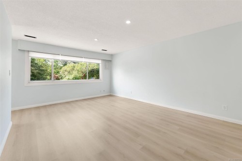 388 Pine St, Nanaimo, BC - Indoor Photo Showing Other Room