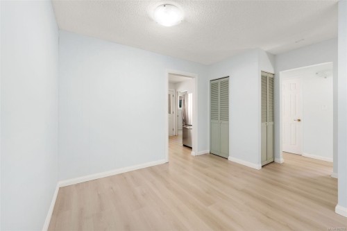 388 Pine St, Nanaimo, BC - Indoor Photo Showing Other Room