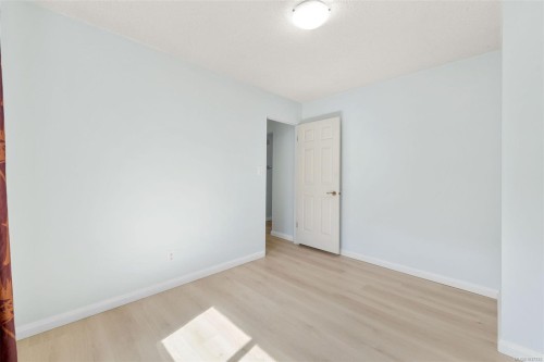 388 Pine St, Nanaimo, BC - Indoor Photo Showing Other Room