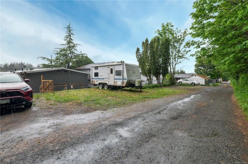 943 Hemlock St, Campbell River, BC 